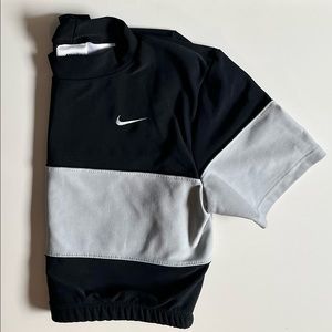 NIKE crop top New WOT